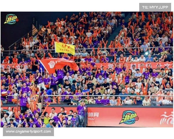 浙江城市足球联赛湖州赛区开幕，学生表演展现足球文化底蕴